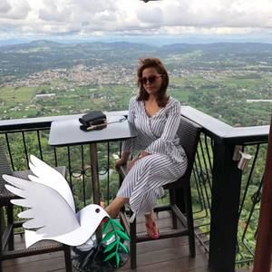 Meet your Posher, Maribel